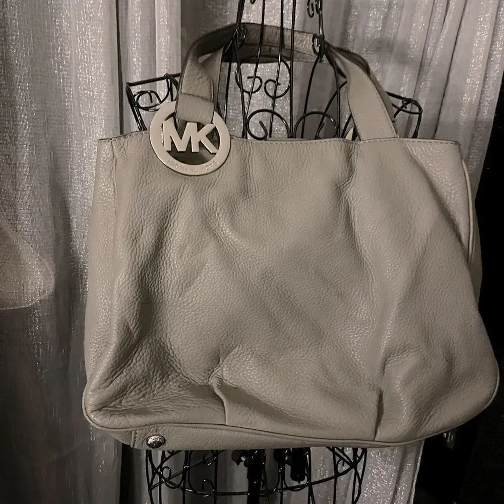Michael Kors mk grey pebble leather Fulton hobo tote bag/purse/pocketbook